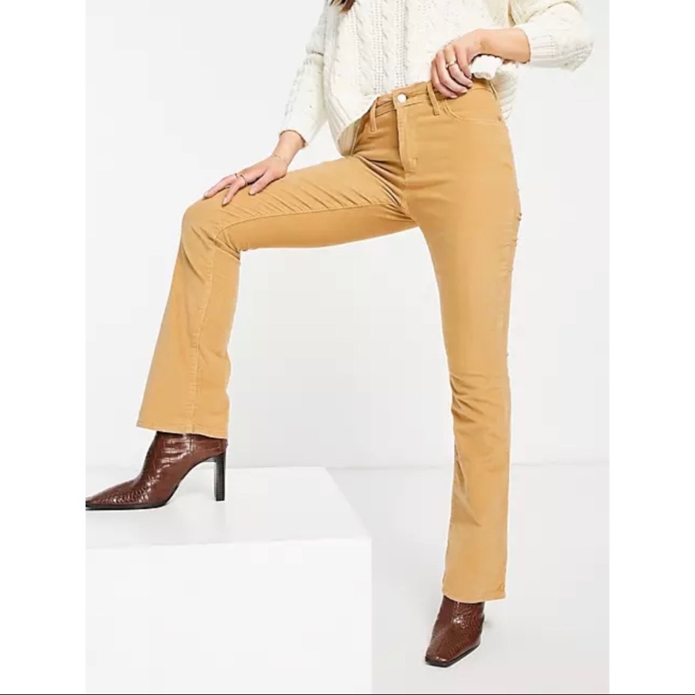 Levi’s Jeans 725 High Rise Bootcut Corduroy Pants Iced Coffee Marigold Stretch